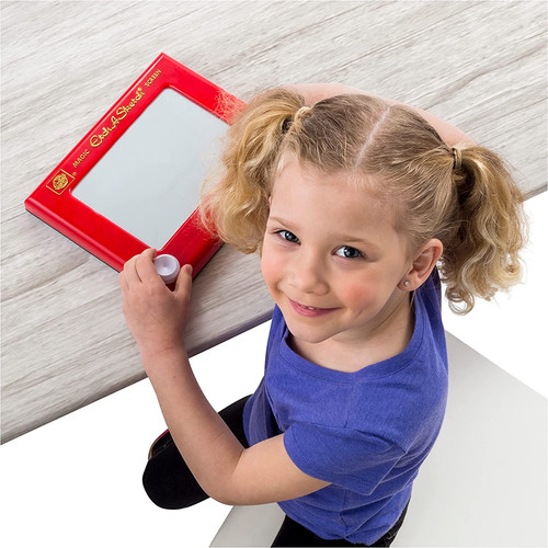 Etch sketch classic drawing - a,
